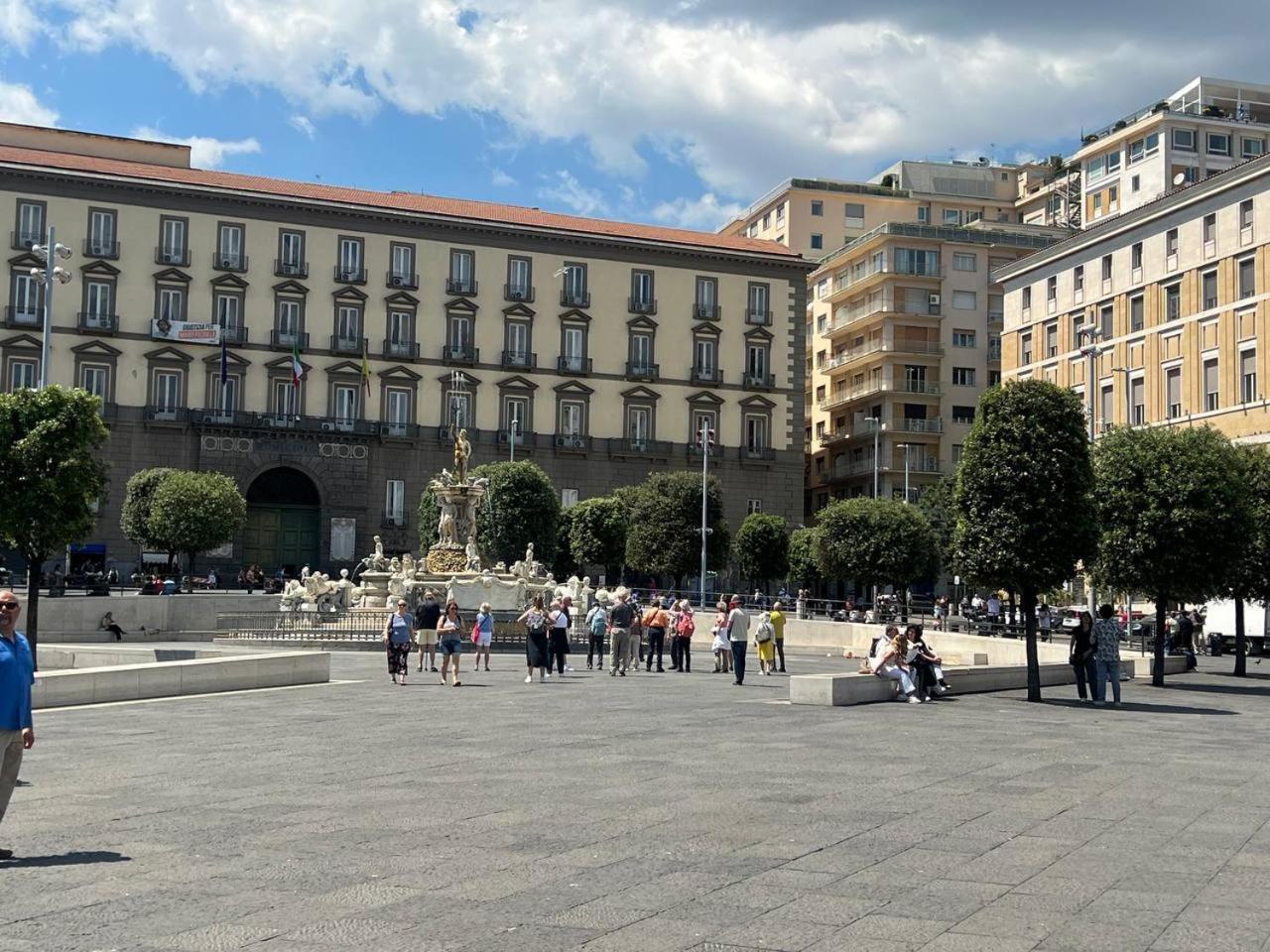 Апартаменти Casa Giulia Piazza Plebiscito Неаполь Екстер'єр фото